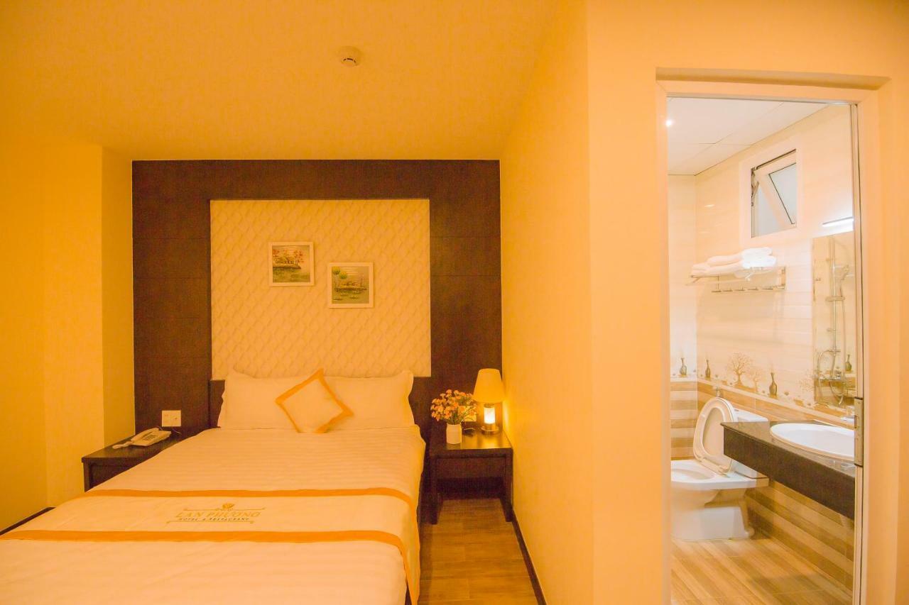 Lan Phuong Hotel Da Lat Exterior photo