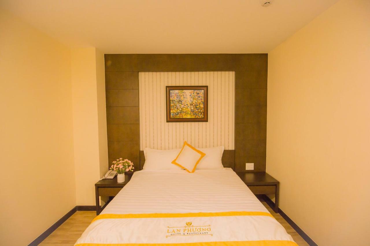 Lan Phuong Hotel Da Lat Exterior photo